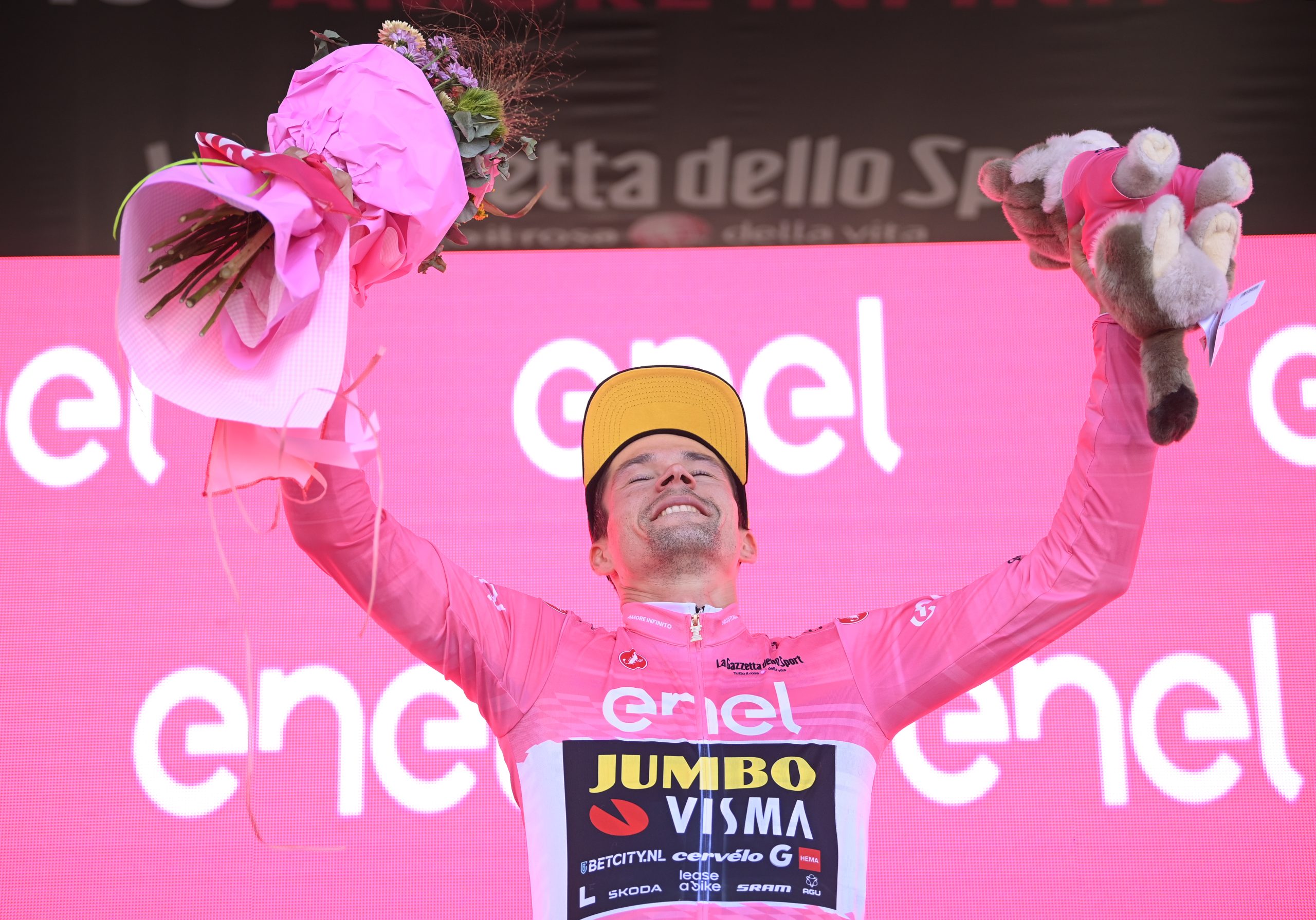 Lo sloveno Primoz Roglic vince il Giro d'Italia 2023 MetroNews